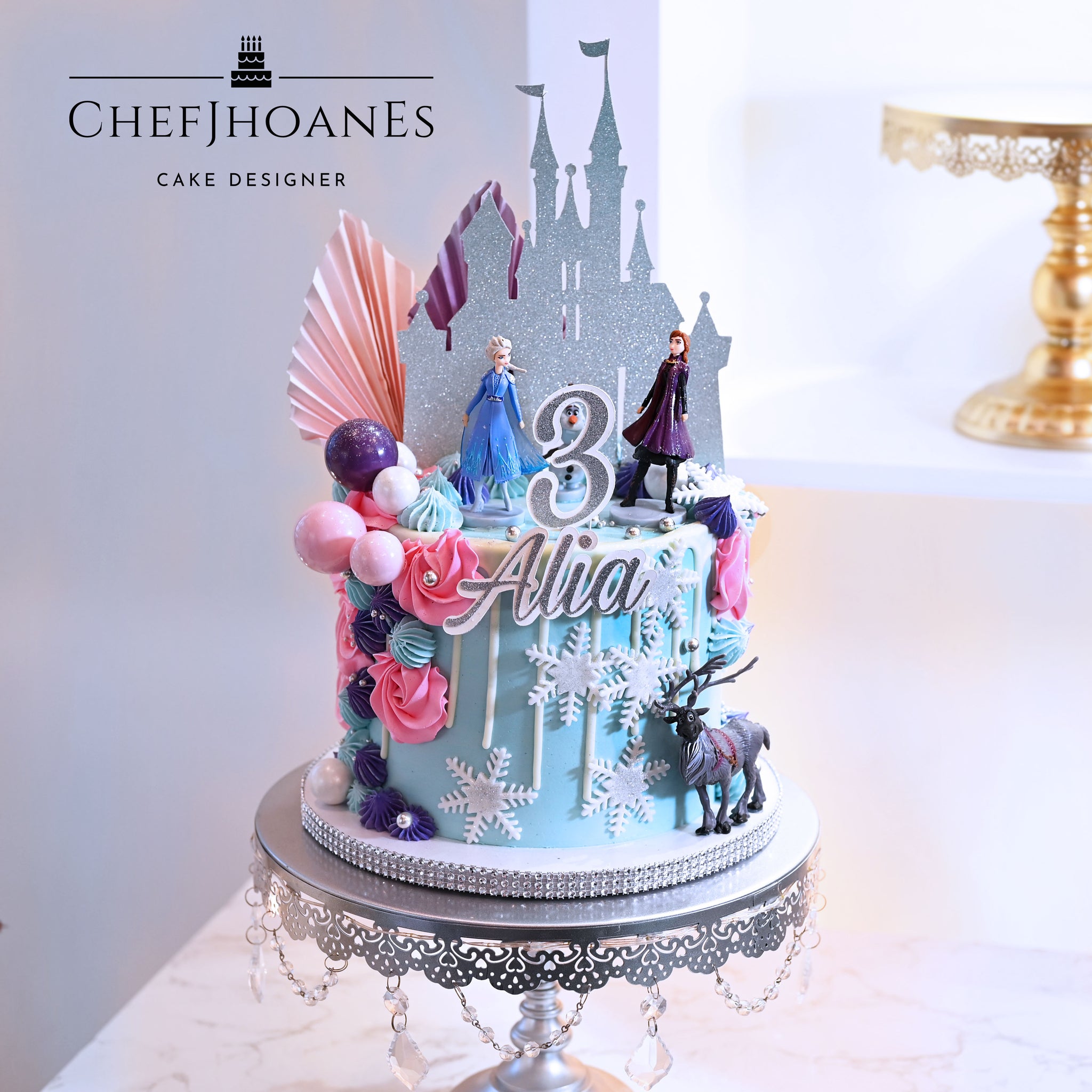 How to make a Frozen Castle Cake - (Preview) - YouTube