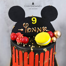 Load image into Gallery viewer, Mickey cake. Feed 10 people.
