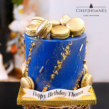 Load image into Gallery viewer, Royal Blue Cake.
